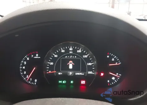 2016 Kia Sorento 3.3L Sx z USA, uszkodzony, nr VIN 5XYPKDA57GG087460